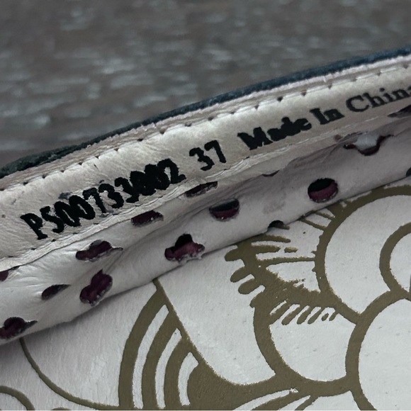 Fly London Shoes 37/7 Yika Perforated Wedges Brick Suede Leather NWOB - Picture 9 of 9